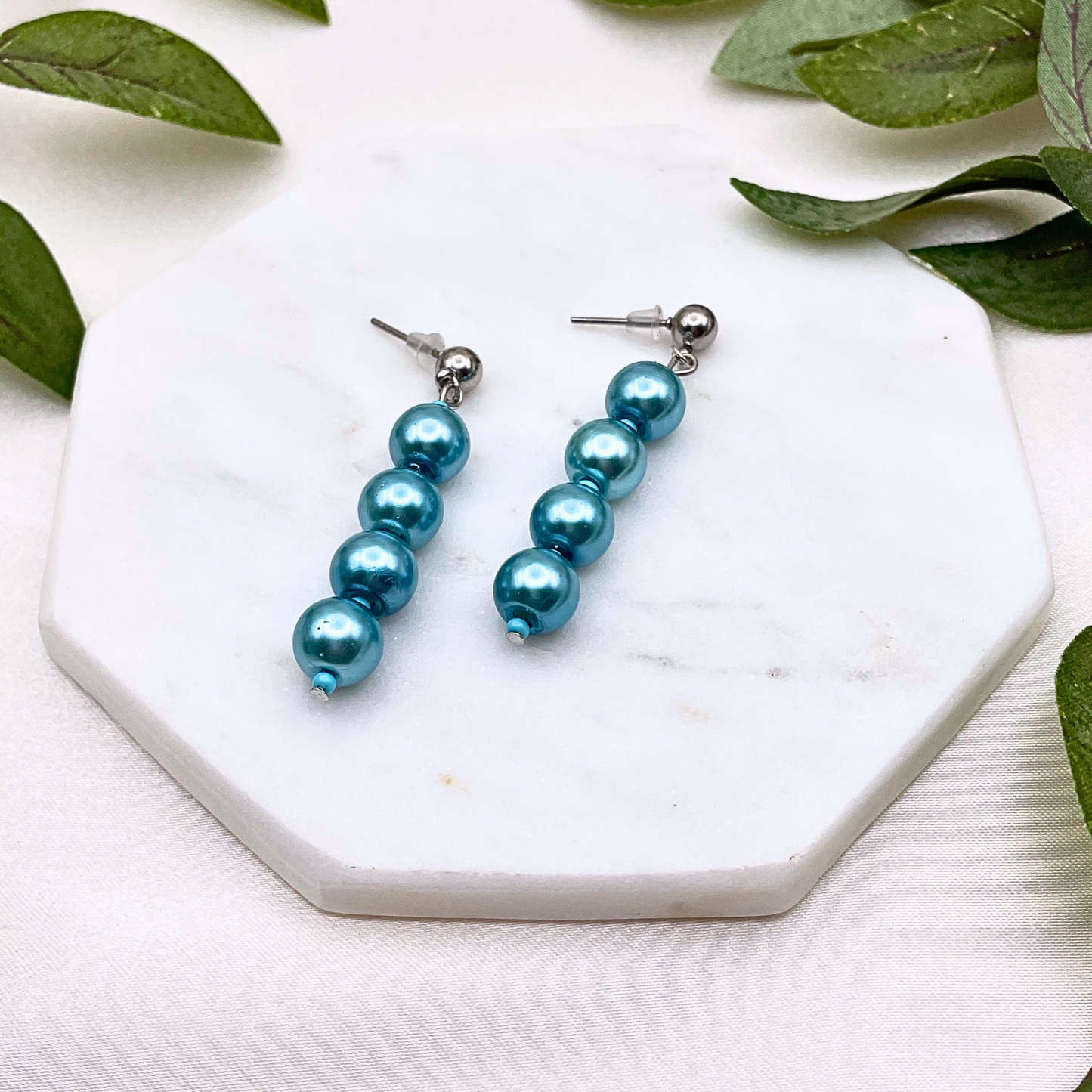 Glass Bead Dangle Earring