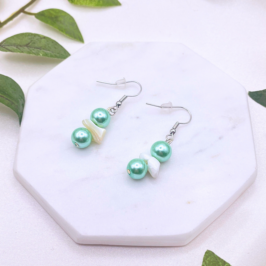 Glass Bead with Sea Shell Dangle Earring - Cherri Marley Jewelry
