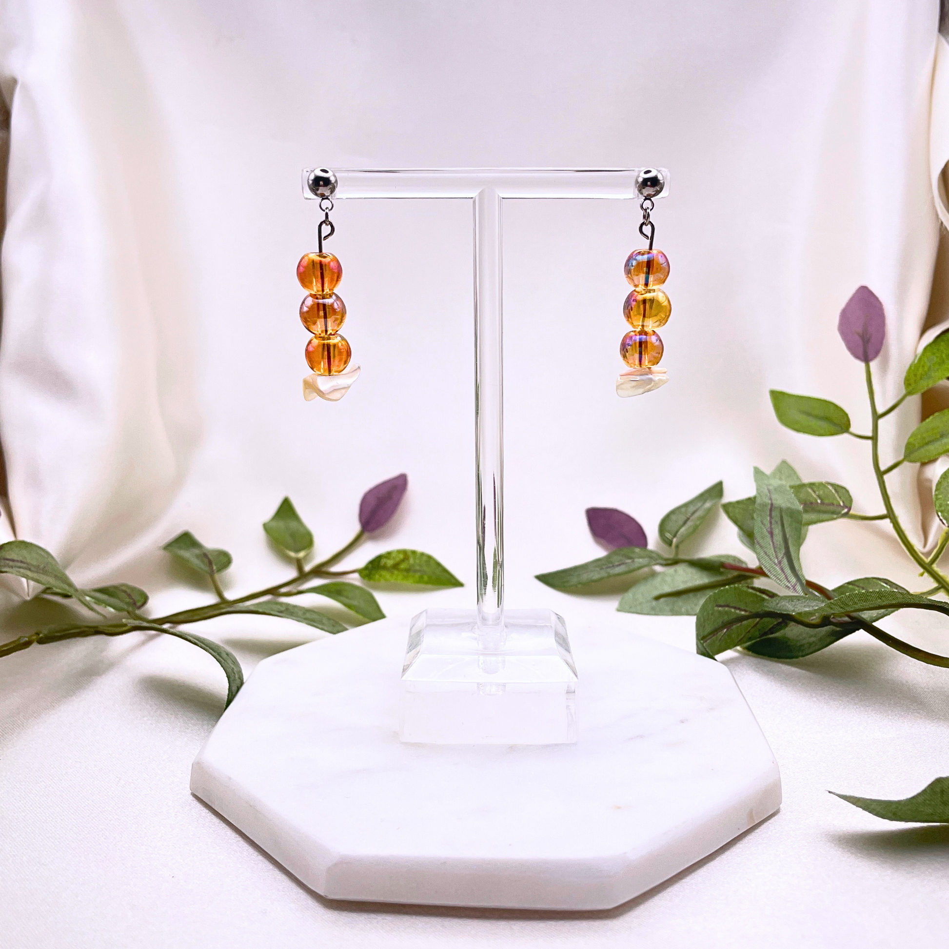 Glass Bead with Sea Shell Dangle Earring - Cherri Marley Jewelry