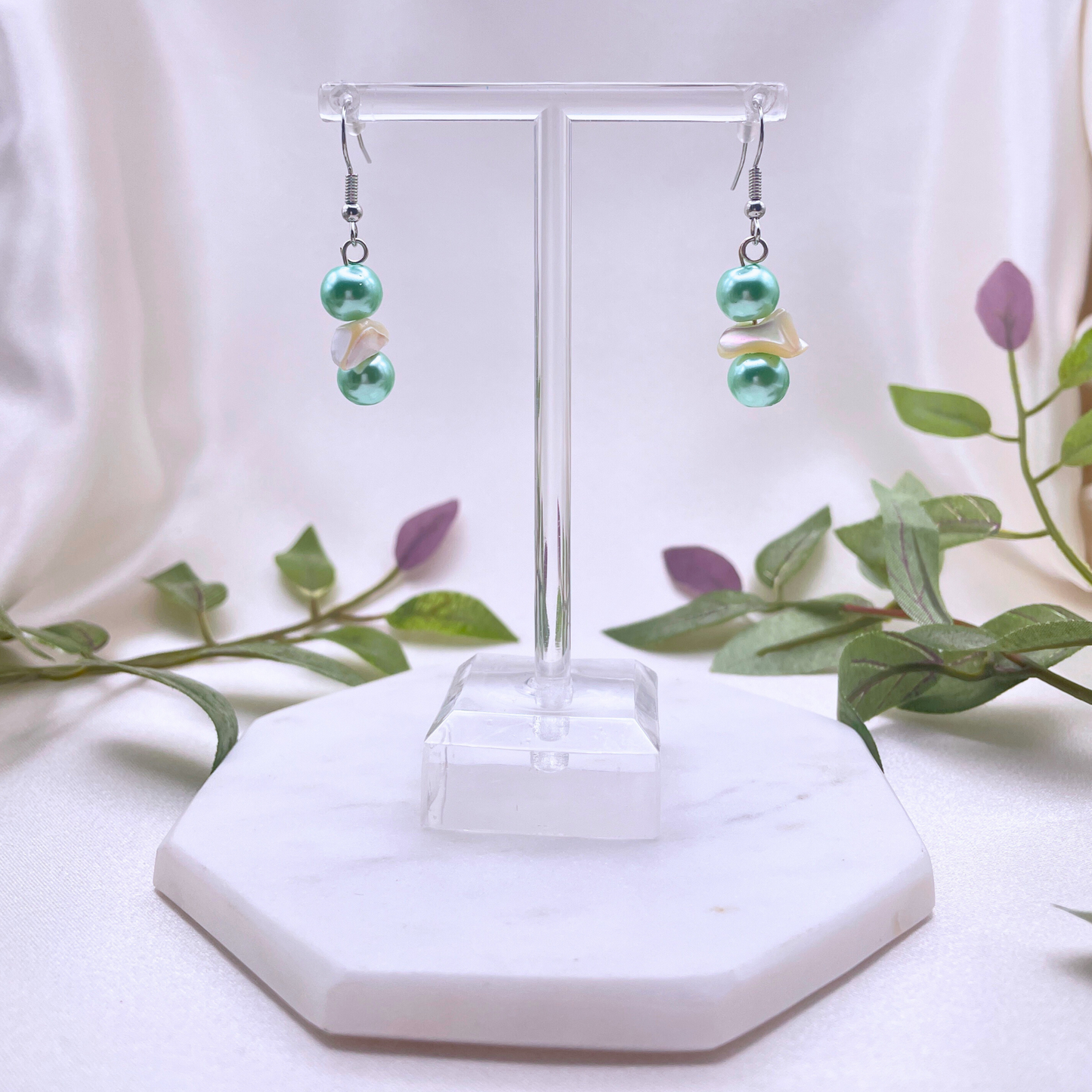 Glass Bead with Sea Shell Dangle Earring - Cherri Marley Jewelry