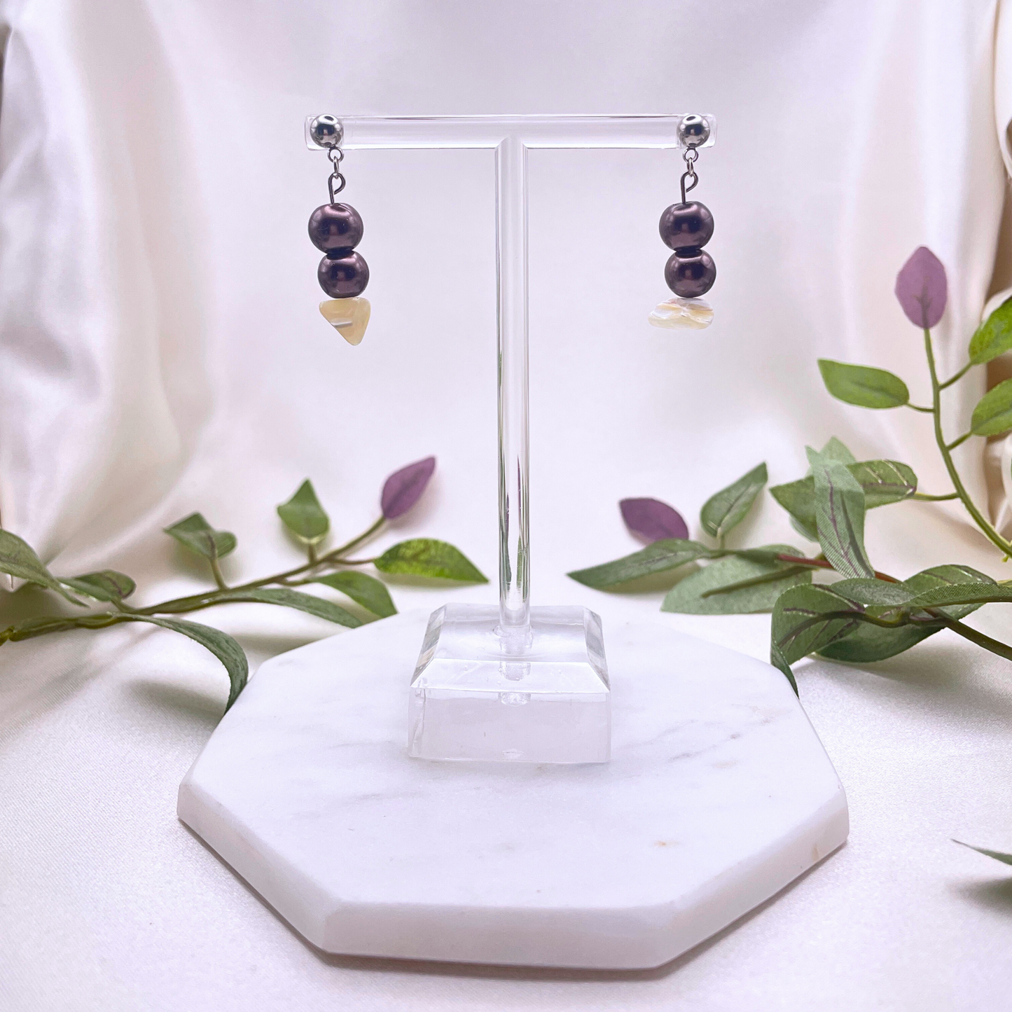 Glass Bead with Sea Shell Dangle Earring - Cherri Marley Jewelry